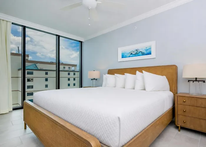 Phoenix Ii 1005 Apartment